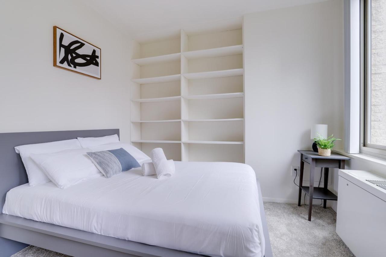 Awesome 1 Bedroom Apt + Den At Crystal City With Gym Arlington Ngoại thất bức ảnh
