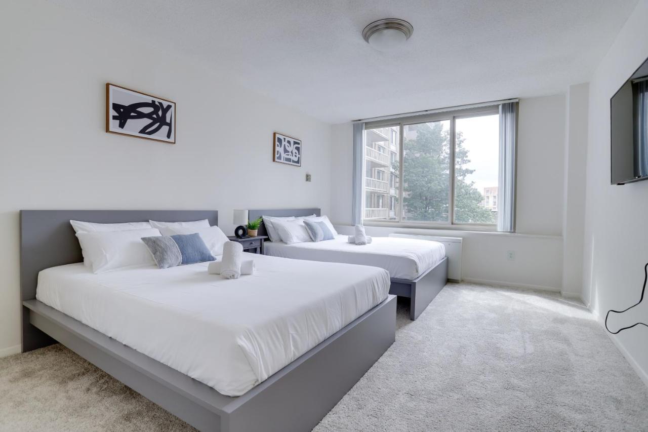 Awesome 1 Bedroom Apt + Den At Crystal City With Gym Arlington Ngoại thất bức ảnh