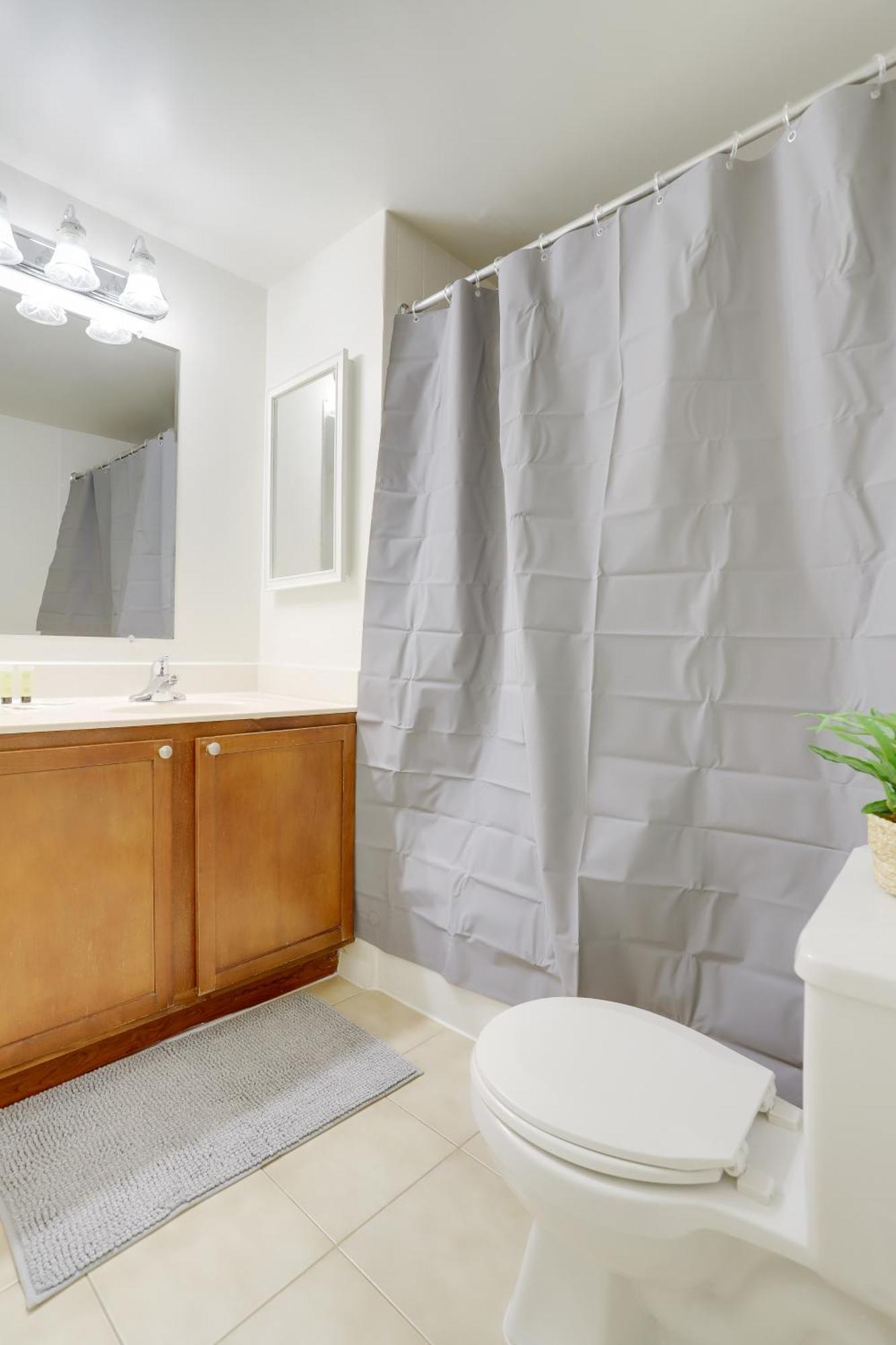 Awesome 1 Bedroom Apt + Den At Crystal City With Gym Arlington Ngoại thất bức ảnh